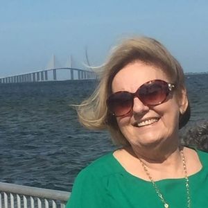 Meet your Posher, Lourdes